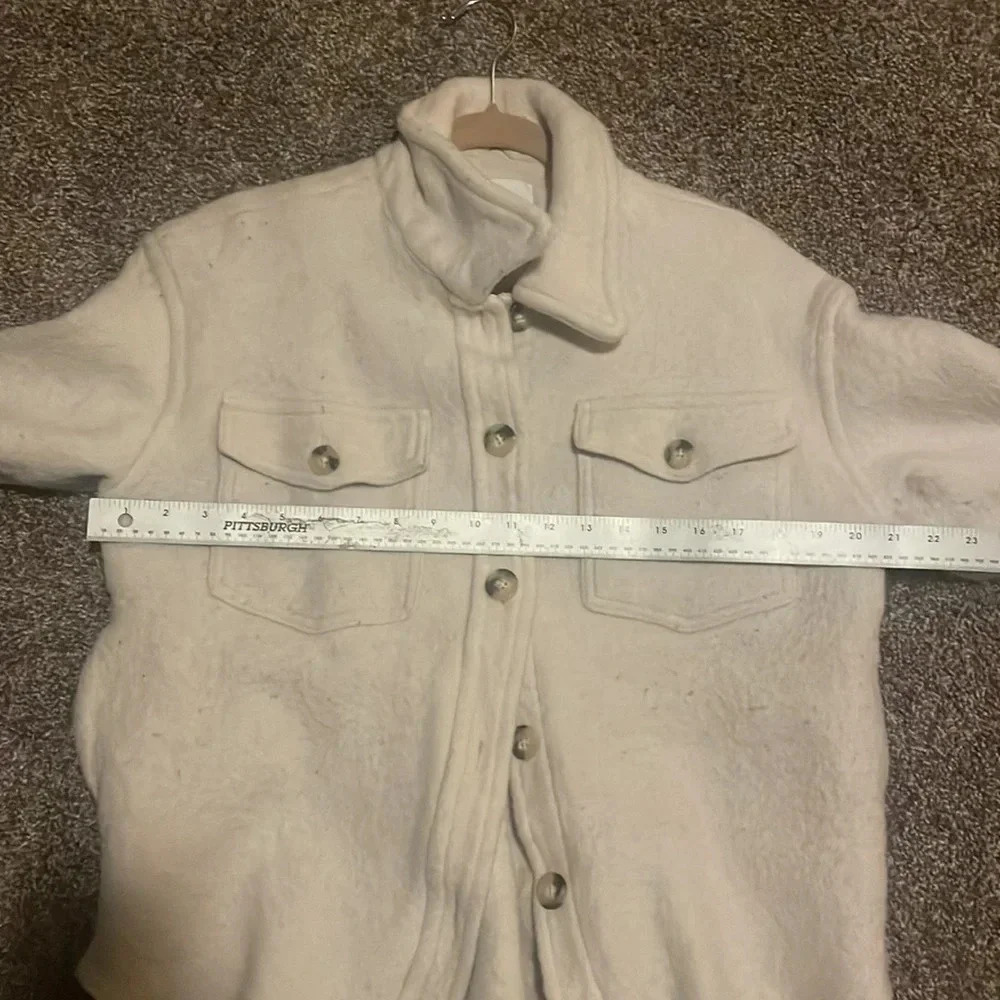 Wool Shacket‎ - Picture 7 of 8
